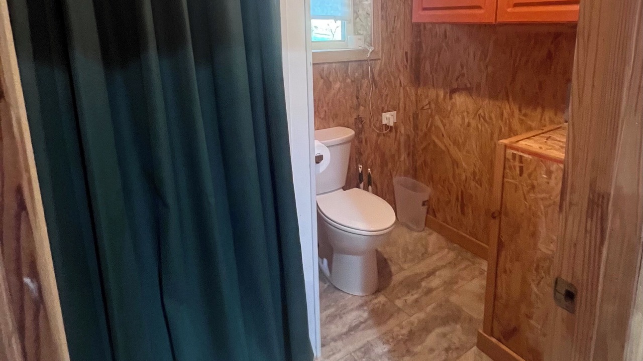 Photo of Bathroom in Jasper