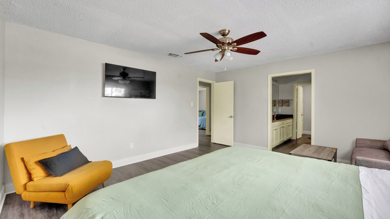 Photo of Bedroom in West Arlington