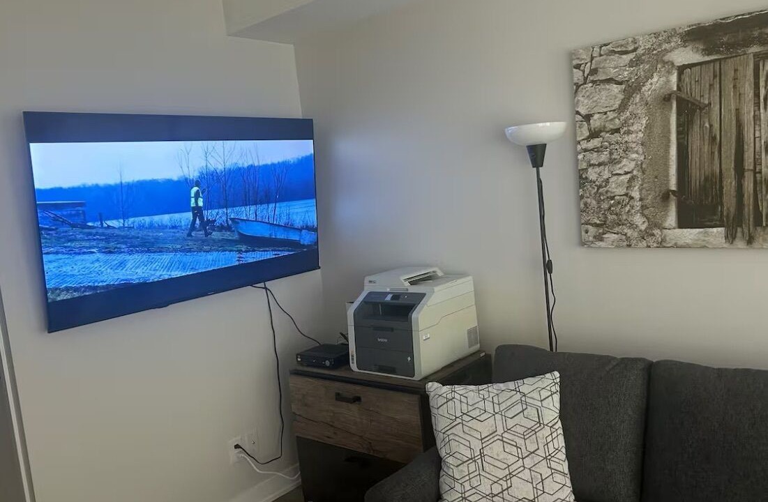 Photo of Livingroom in Humber Bay