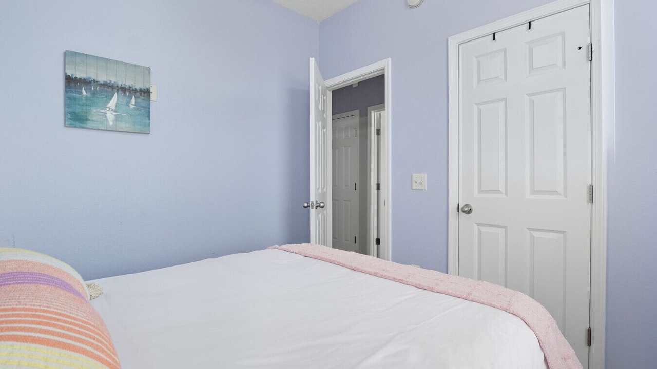 Photo of Bedroom in Richmond Hill