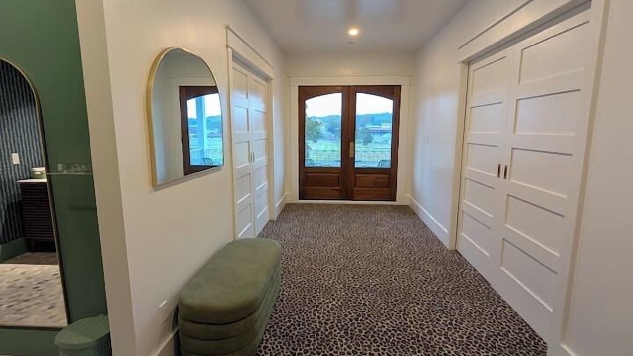 Photo of Others in Goshen