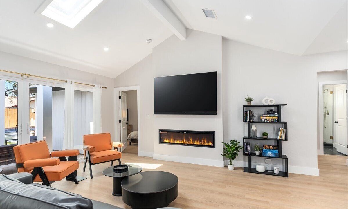 Photo of Livingroom in Sweetbriar