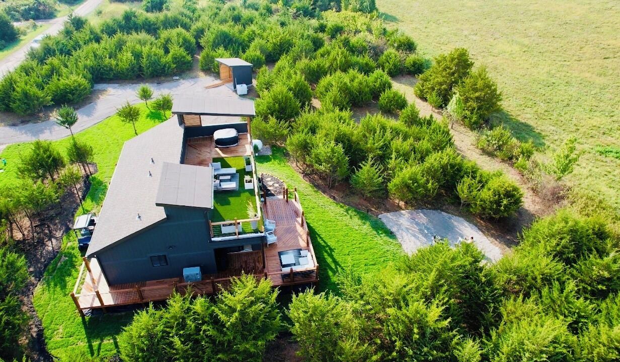 Photo of Outdoor in Linn Valley
