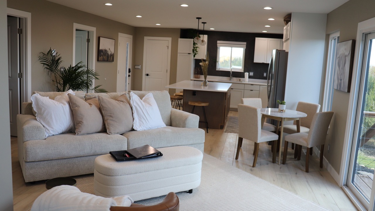 Photo of Livingroom in Linn Valley