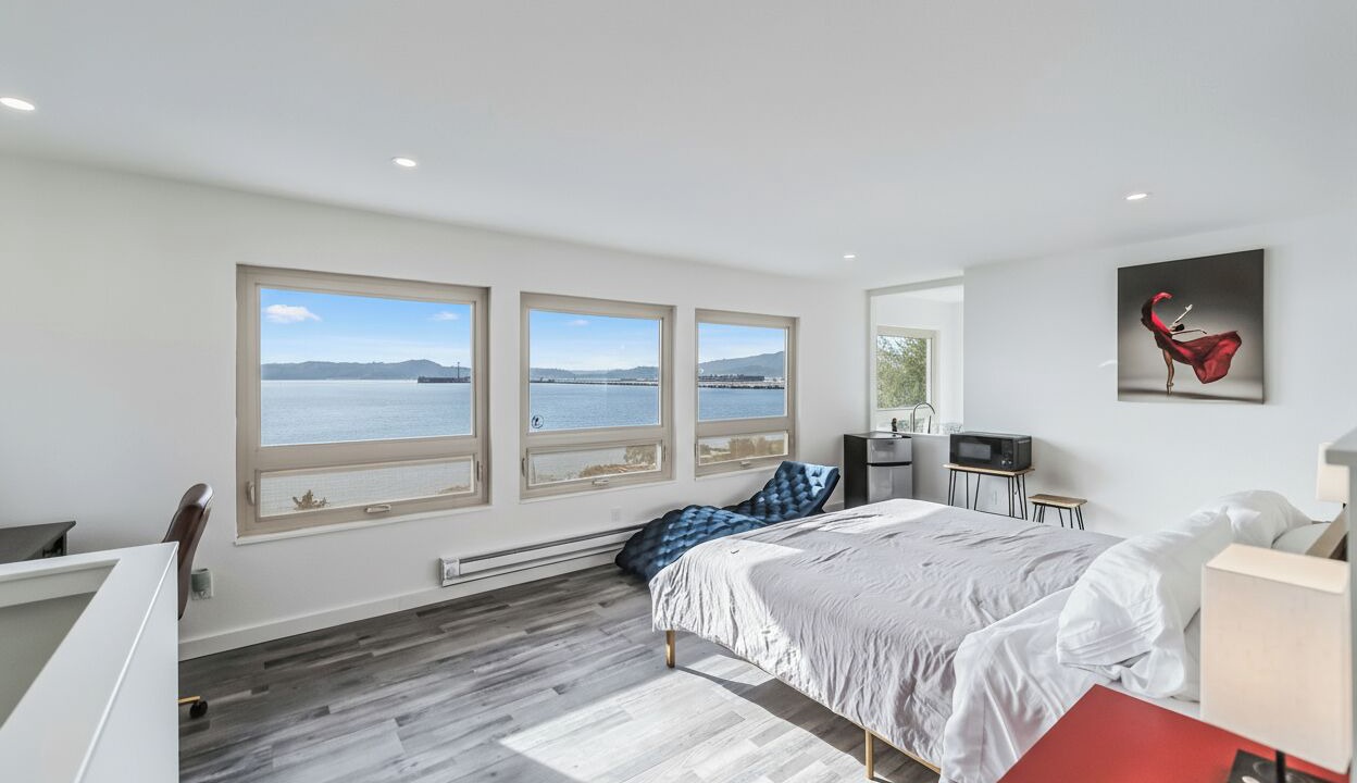 Photo of Bedroom in Point Richmond