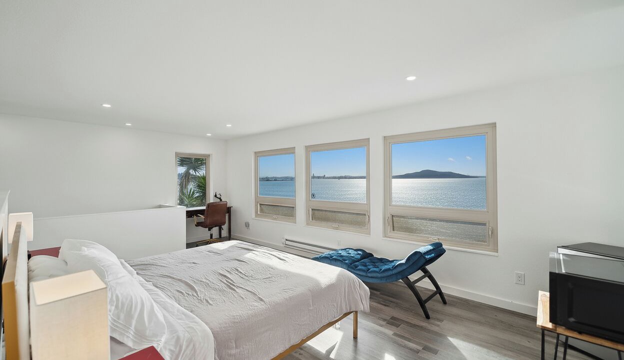 Photo of Bedroom in Point Richmond