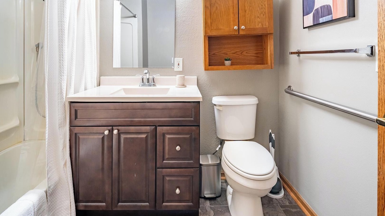 Photo of Bathroom in Leavenworth