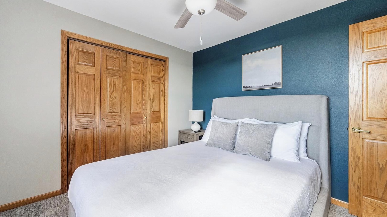 Photo of Bedroom in Leavenworth