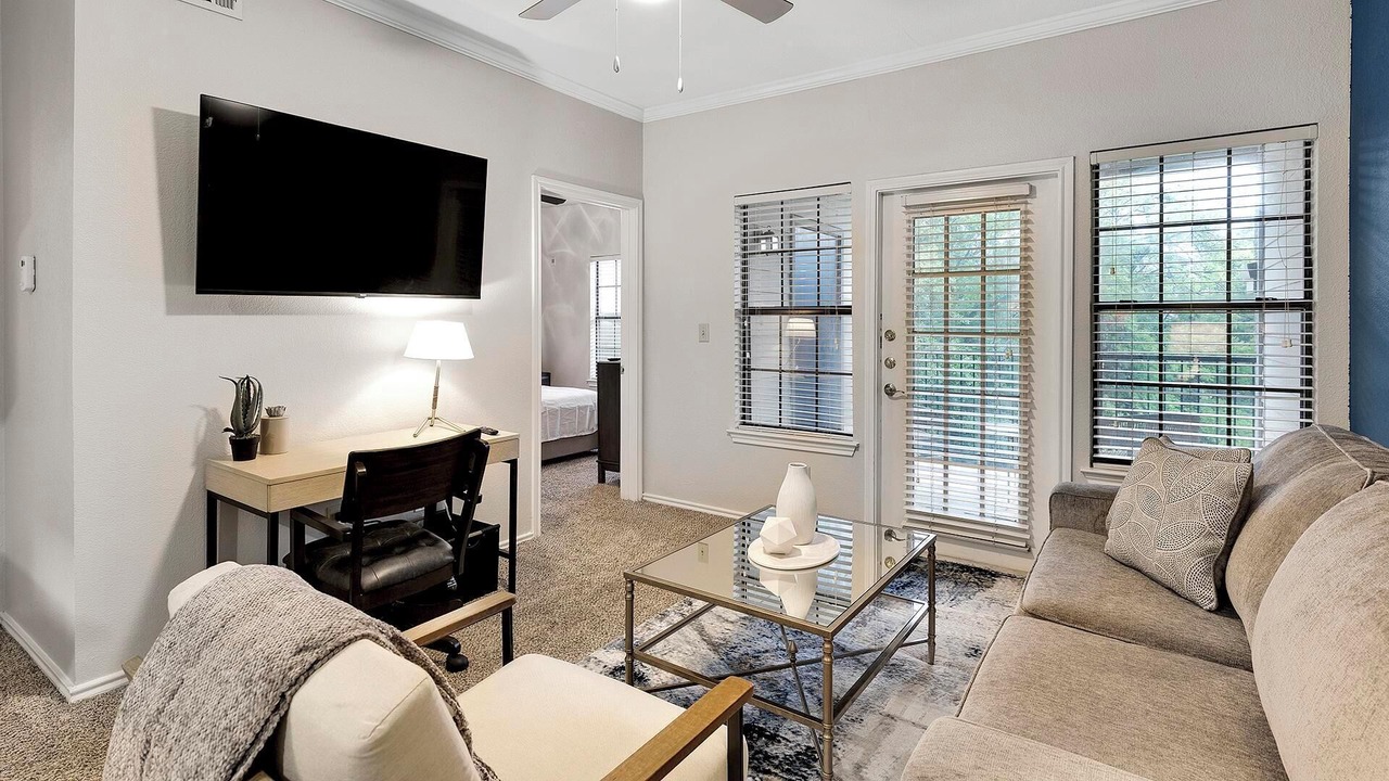 Photo of Livingroom in Lewisville
