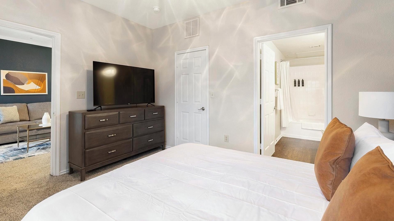 Photo of Bedroom in Lewisville