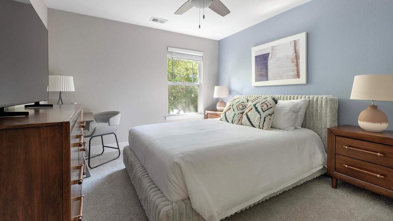 Photo of Bedroom in Eureka