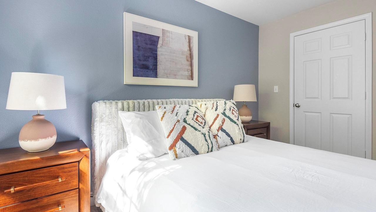 Photo of Bedroom in Eureka