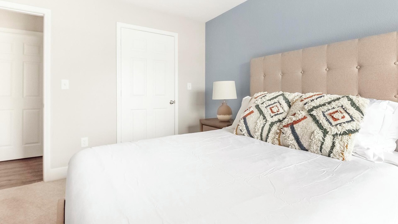 Photo of Bedroom in Eureka