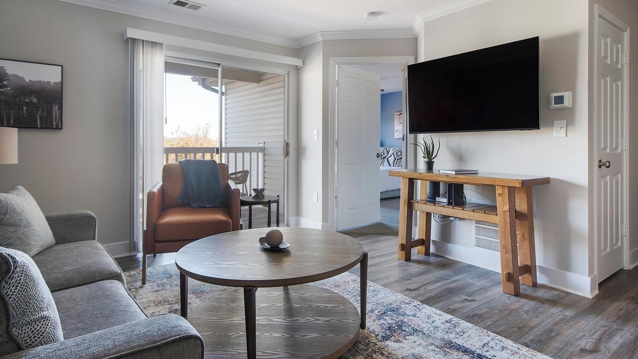 Photo of Livingroom in Eureka