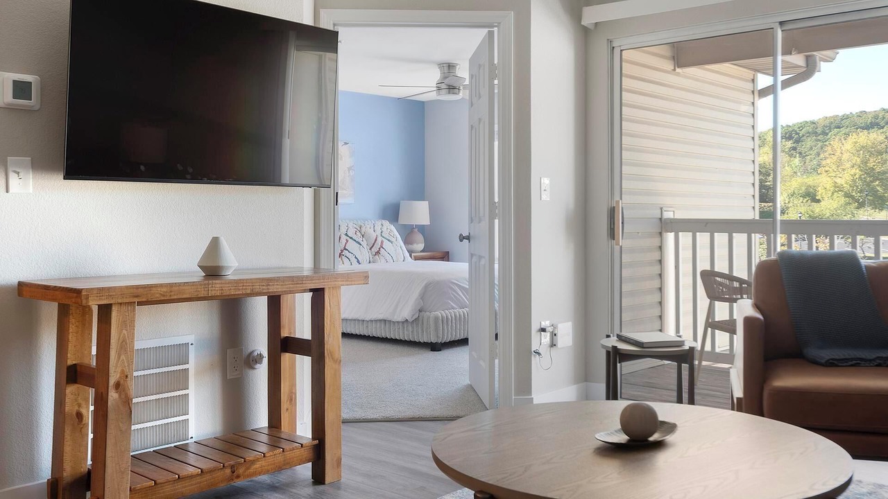 Photo of Livingroom in Eureka