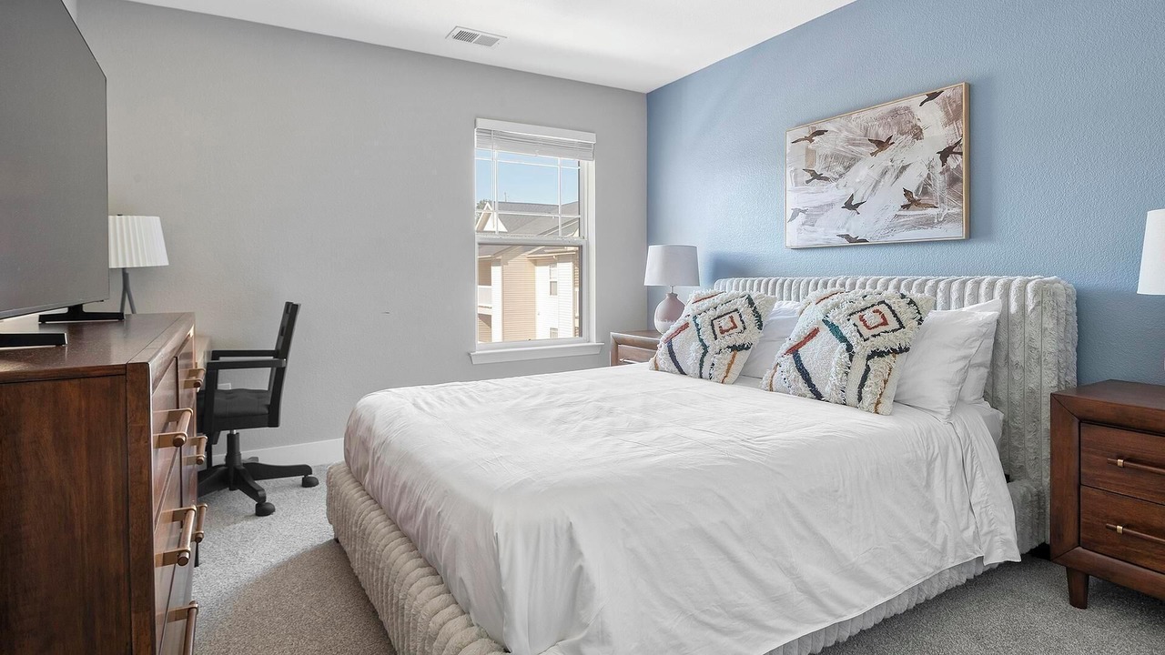 Photo of Bedroom in Eureka