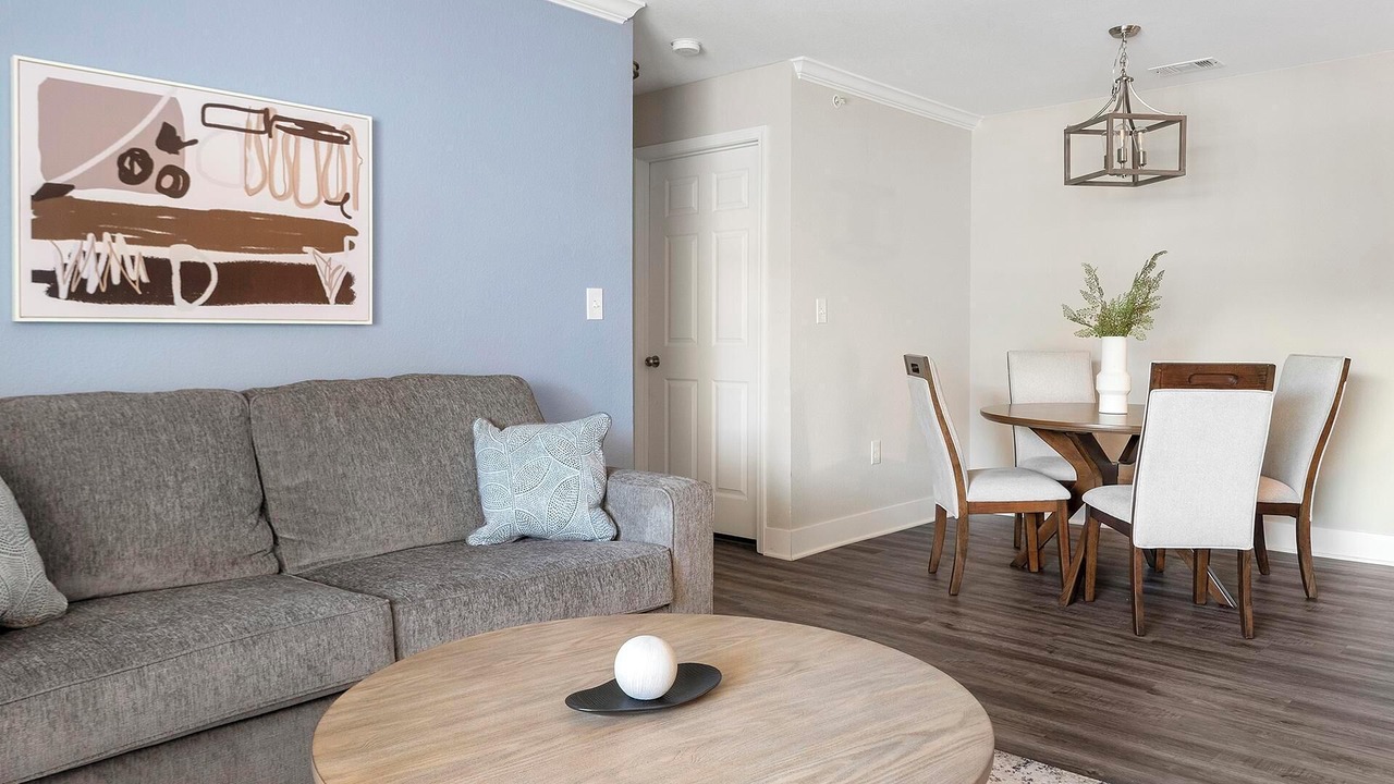 Photo of Livingroom in Eureka