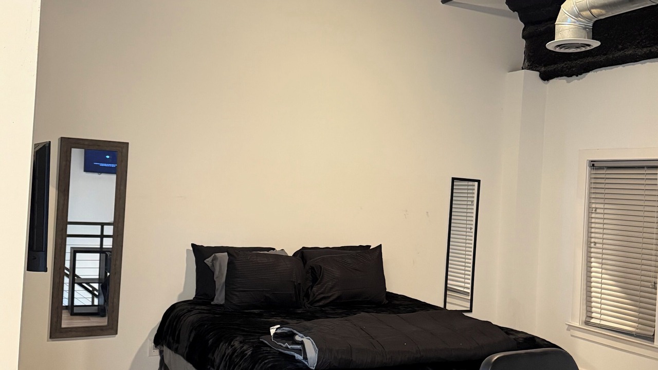 Photo of Bedroom in Atlantic Station Area