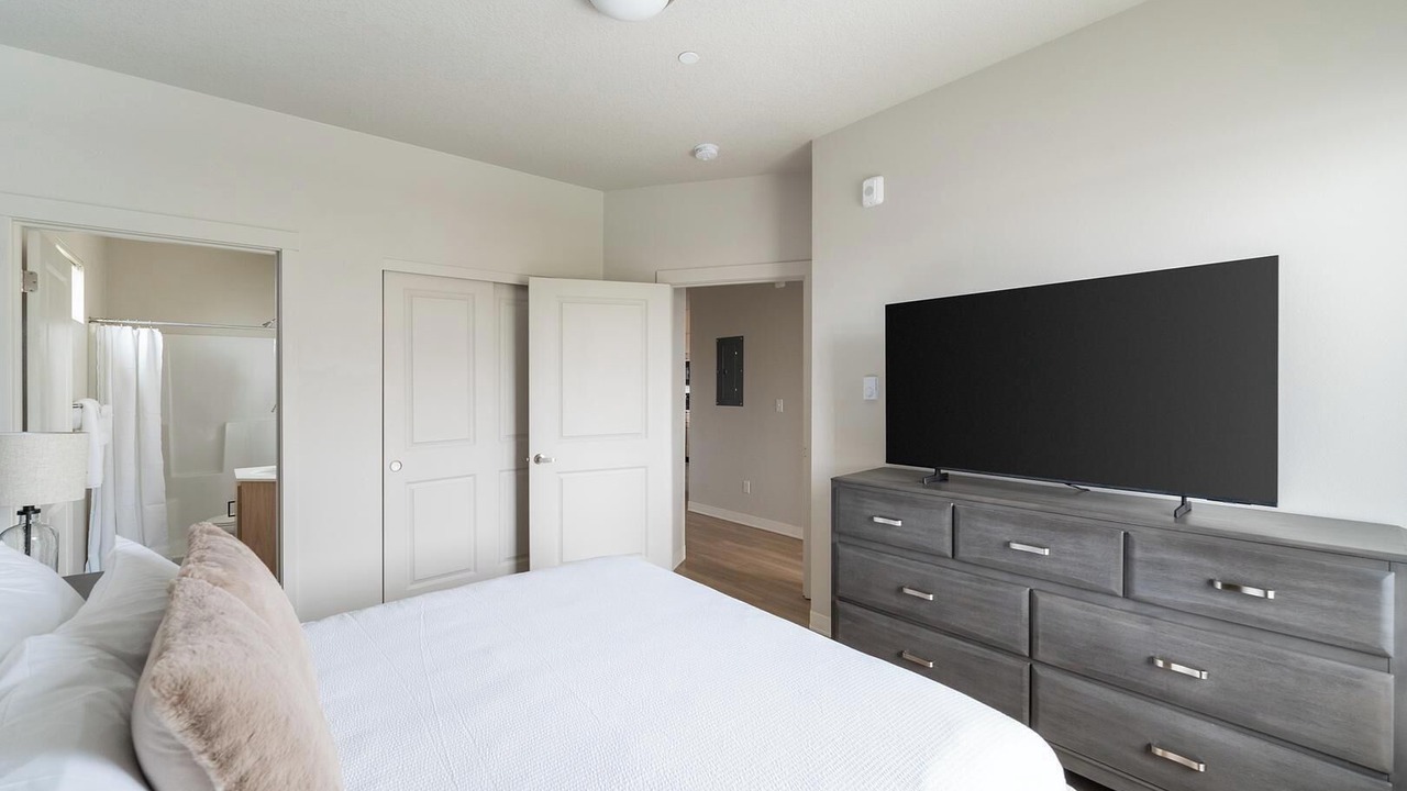 Photo of Bedroom in Molalla