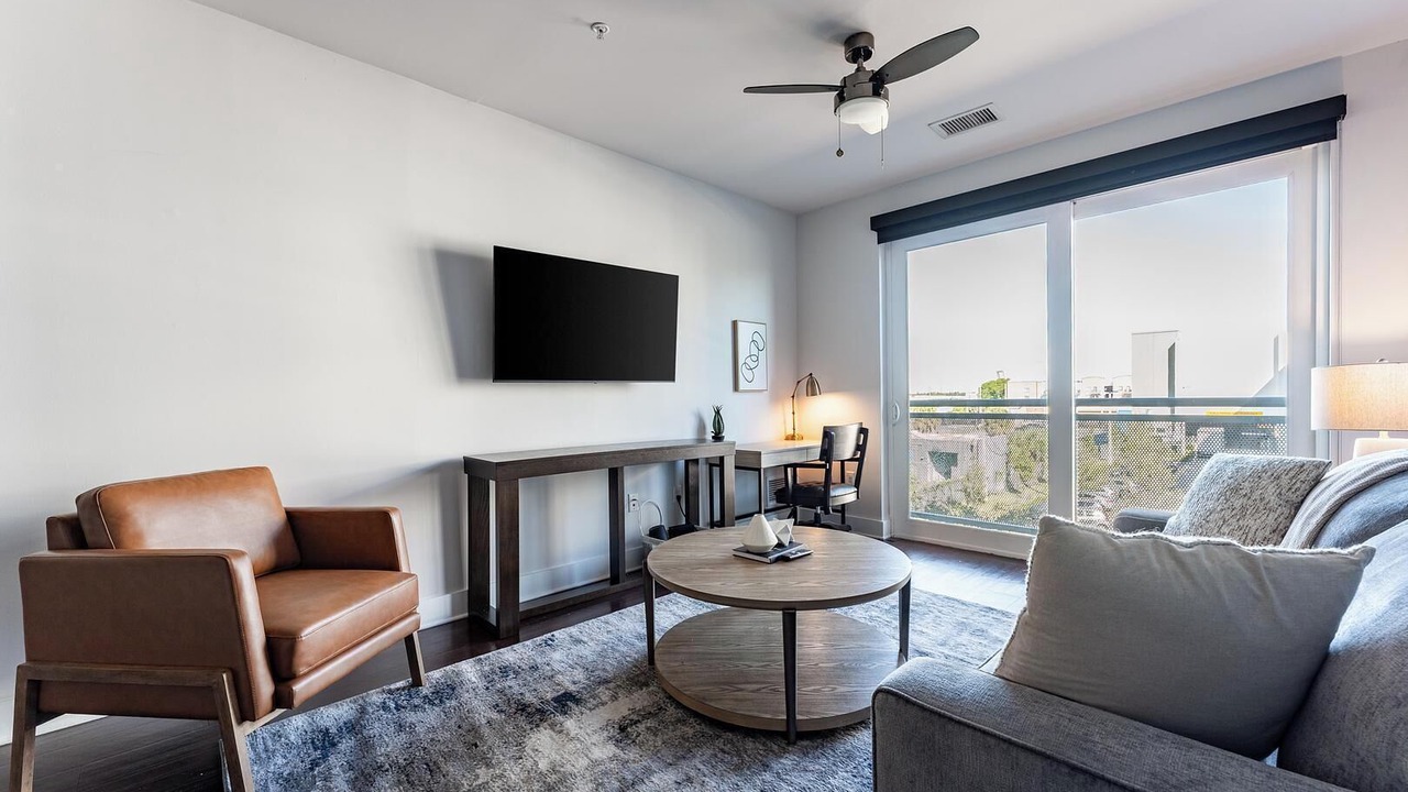 Photo of Livingroom in Central Business District