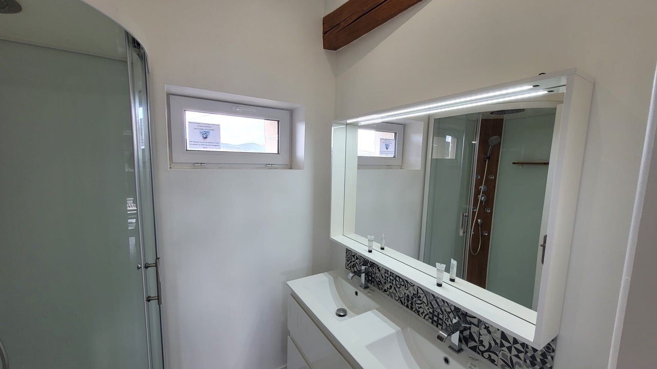 Photo of Bathroom in Les Echets