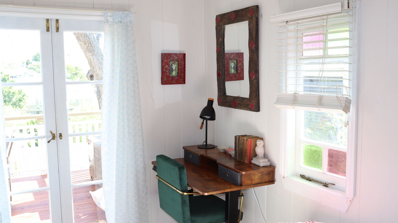 Photo of Others in Red Hill