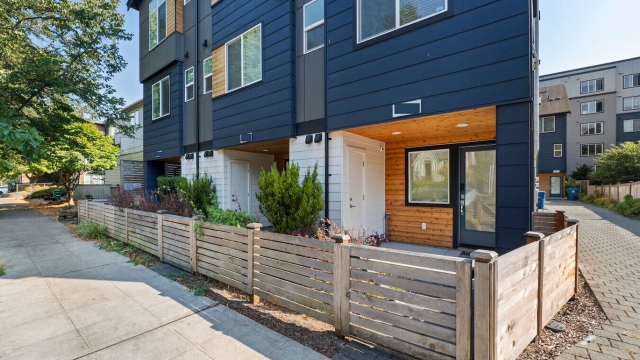 Photo of Outdoor in Olympic Hills