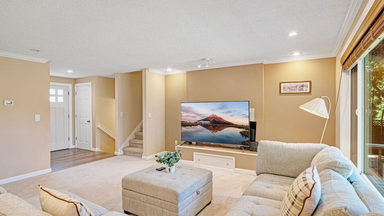 Photo of Livingroom in Mountlake Terrace