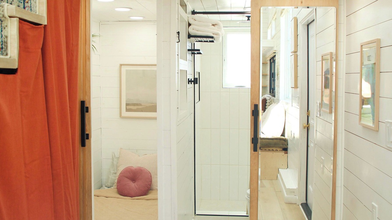 Photo of Bedroom in Apple Valley