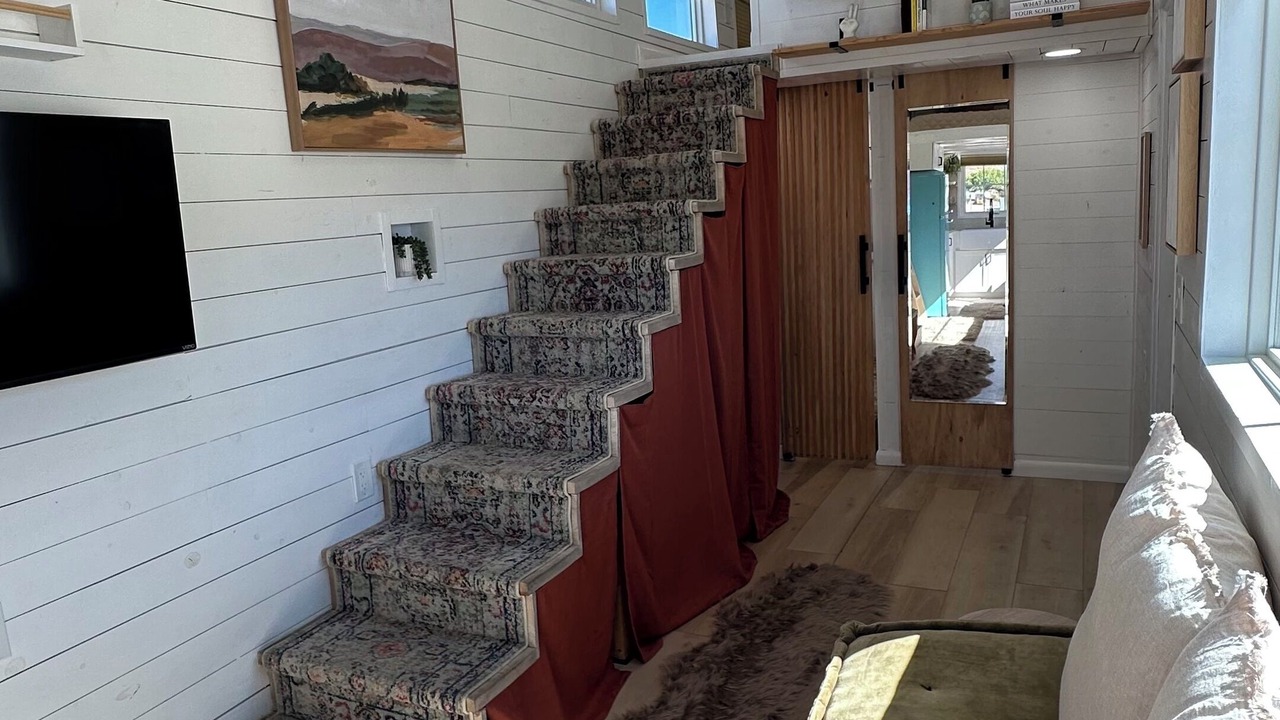 Photo of Livingroom in Apple Valley