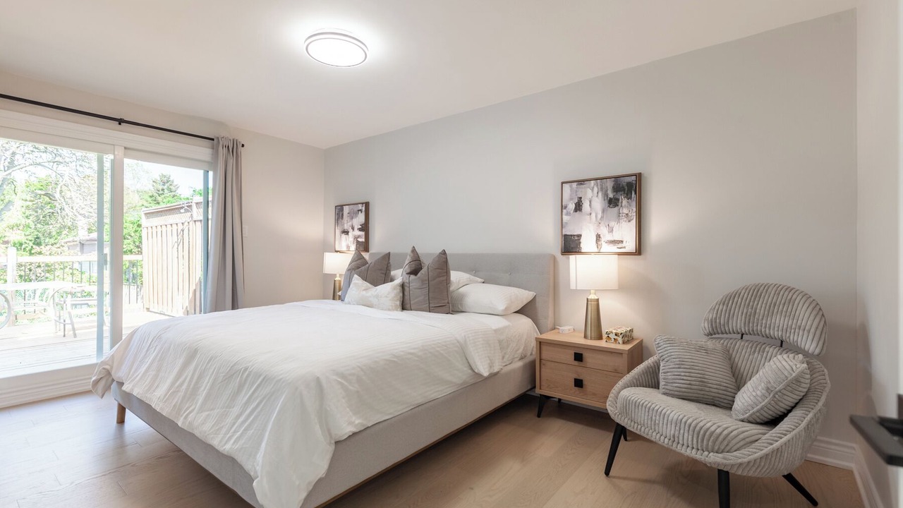 Photo of Bedroom in Richmond Hill