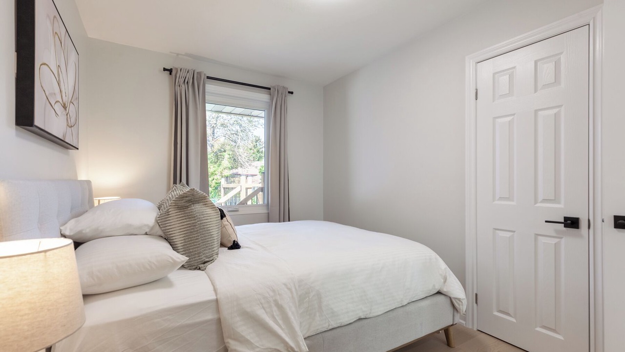 Photo of Bedroom in Richmond Hill