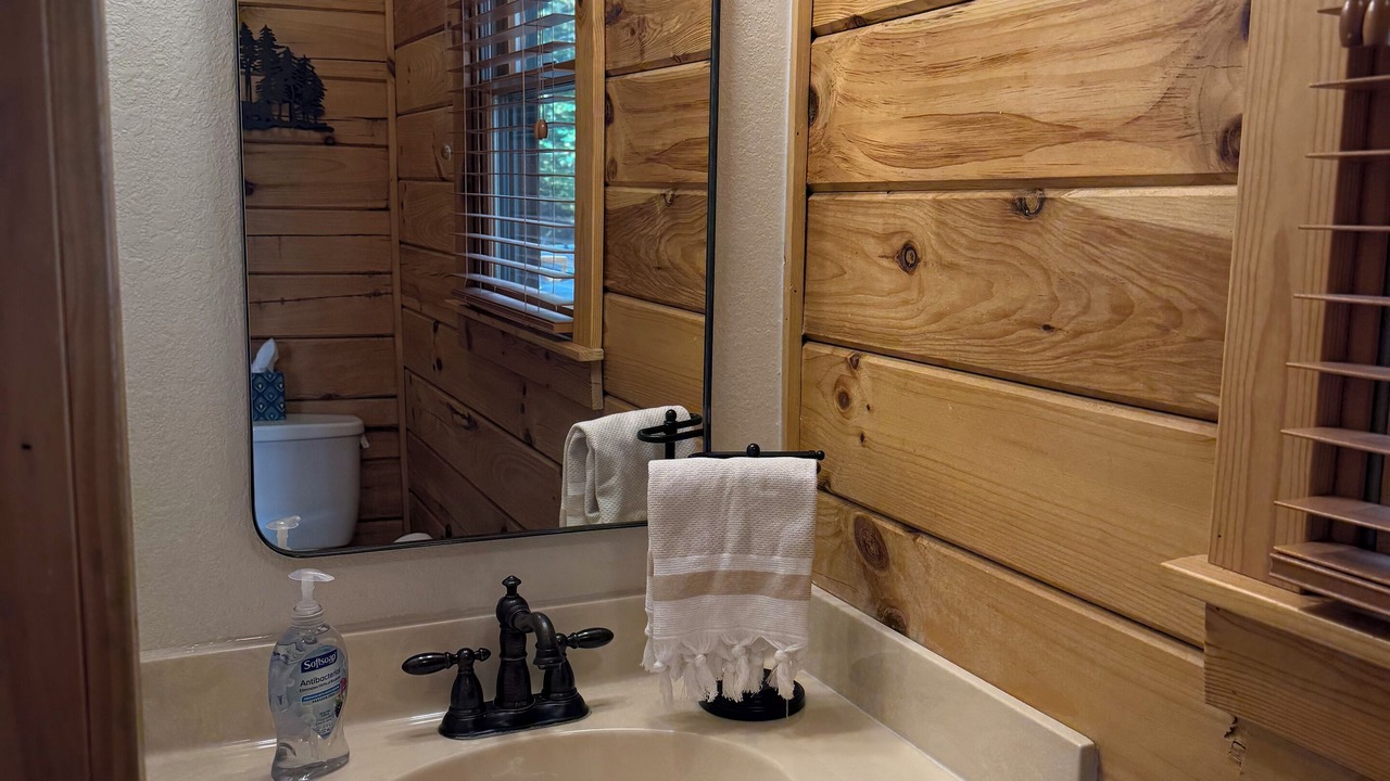Photo of Bathroom in Wolf Laurel