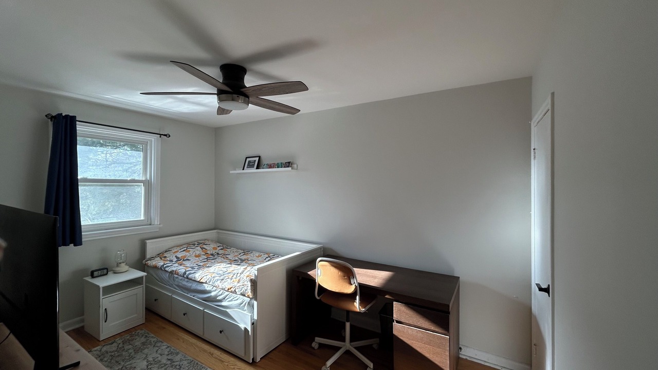 Photo of Bedroom in Lambton