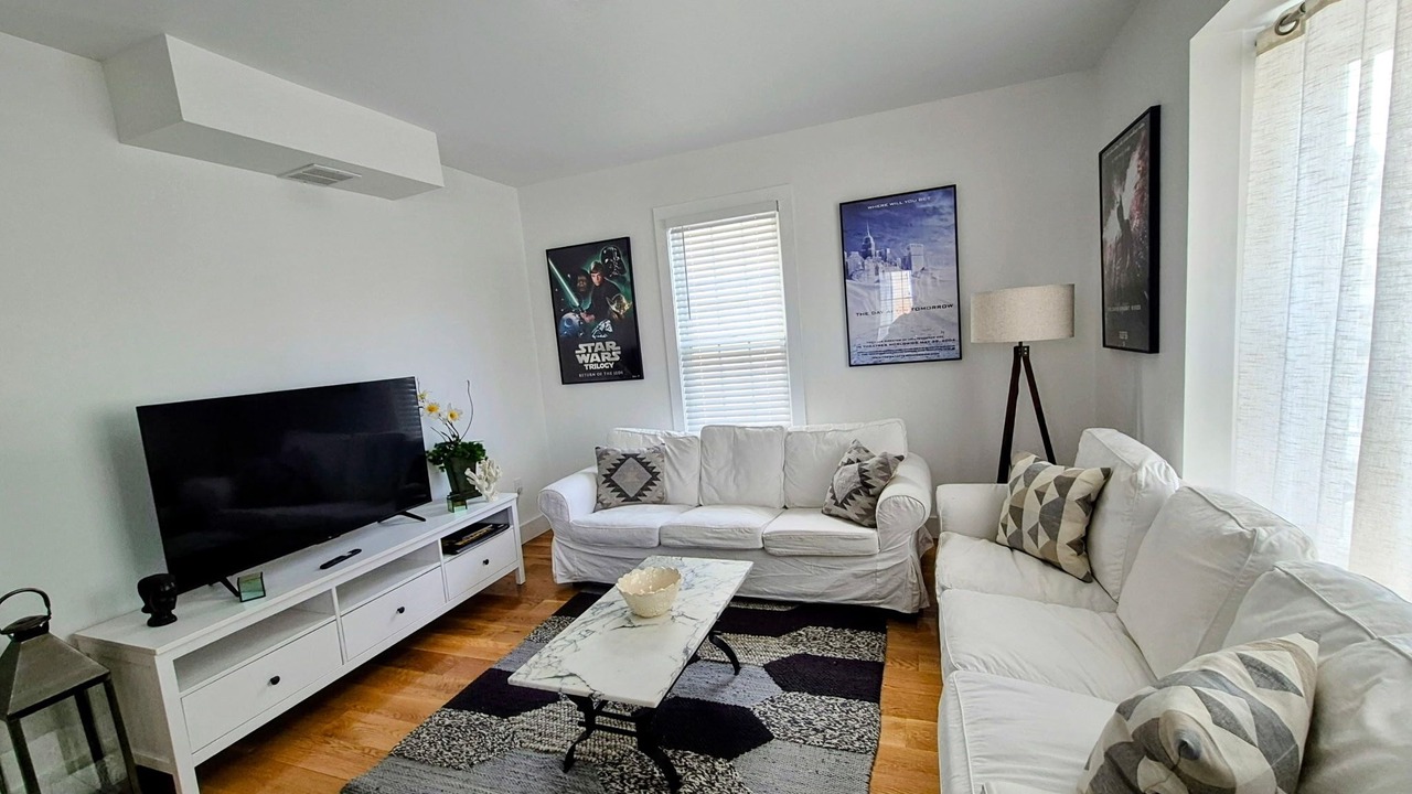 Photo of Livingroom in Bridgeport