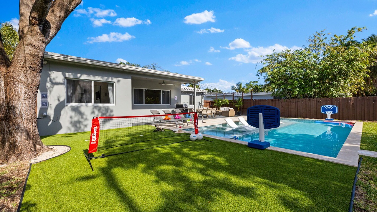 Photo of Outdoor in Royal Poinciana