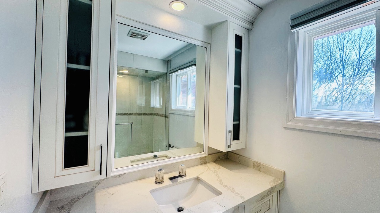 Photo of Bathroom in Newtonbrook