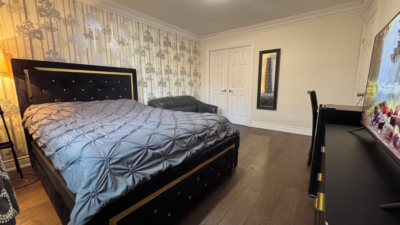 Photo of Bedroom in Newtonbrook