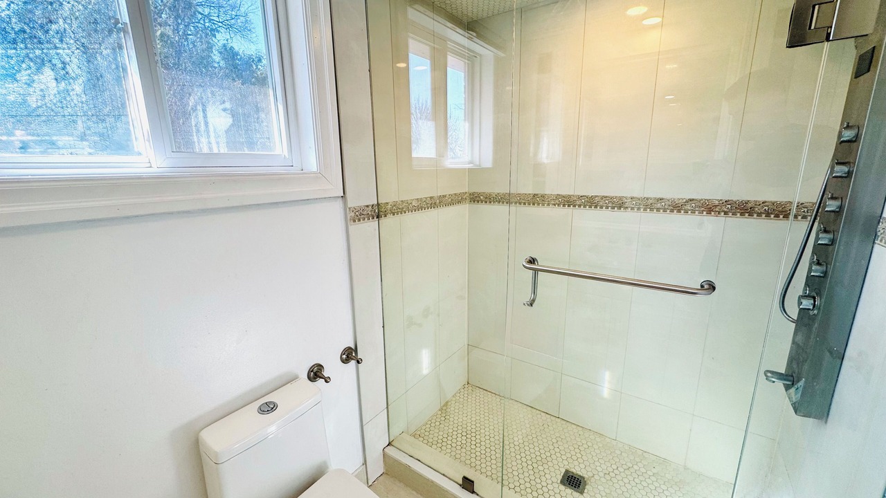 Photo of Bathroom in Newtonbrook