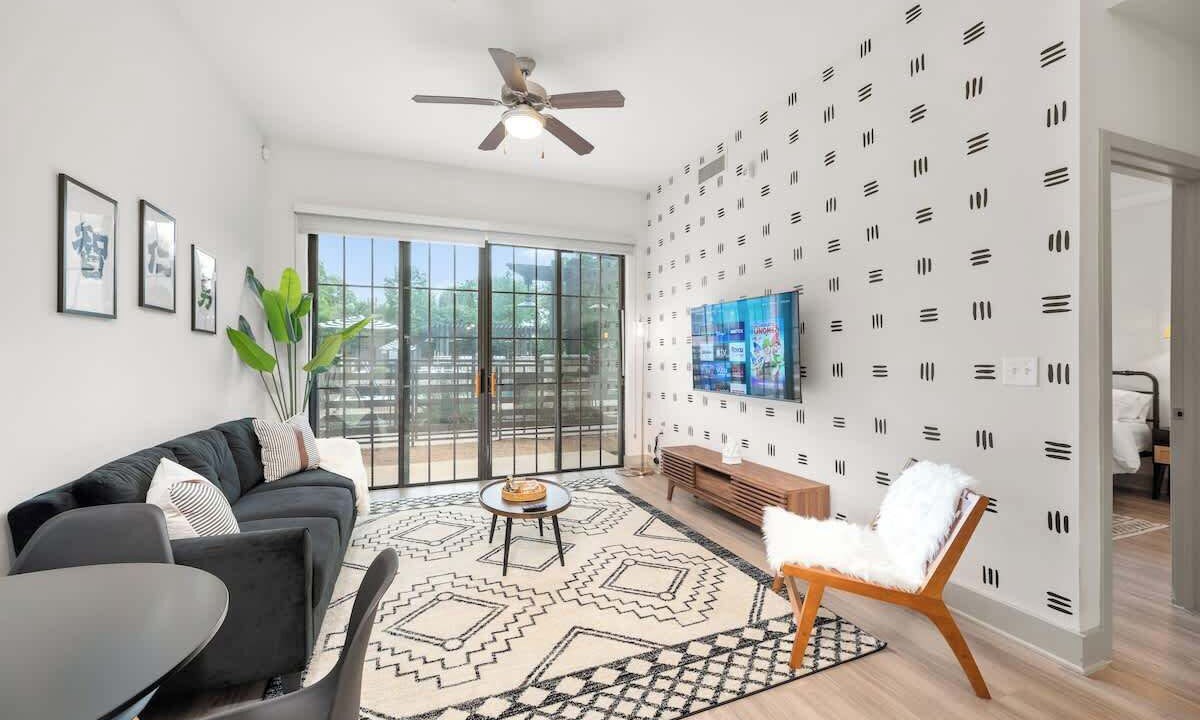 Photo of Livingroom in Oak Cliff