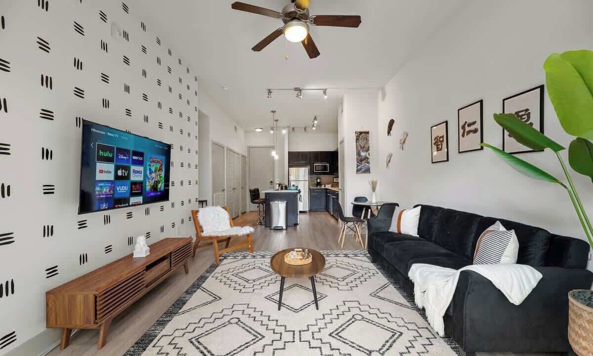 Photo of Livingroom in Oak Cliff