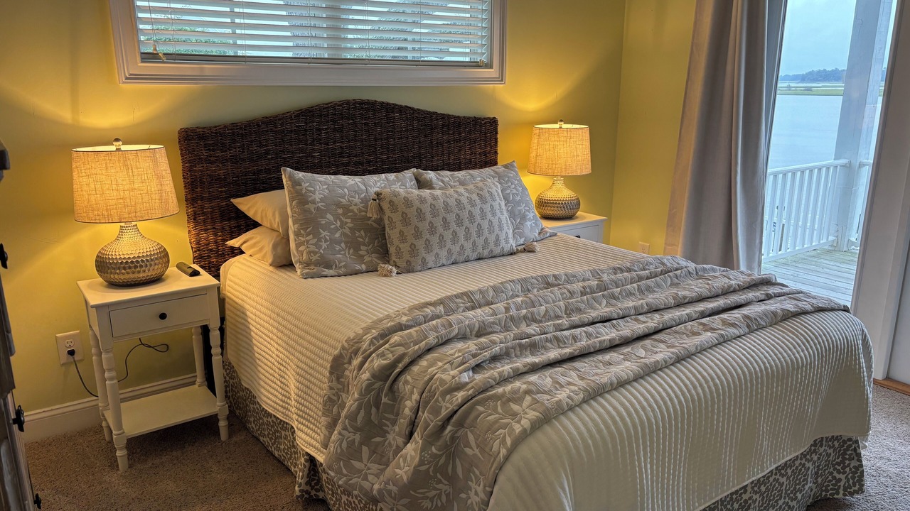 Photo of Bedroom in Swansboro