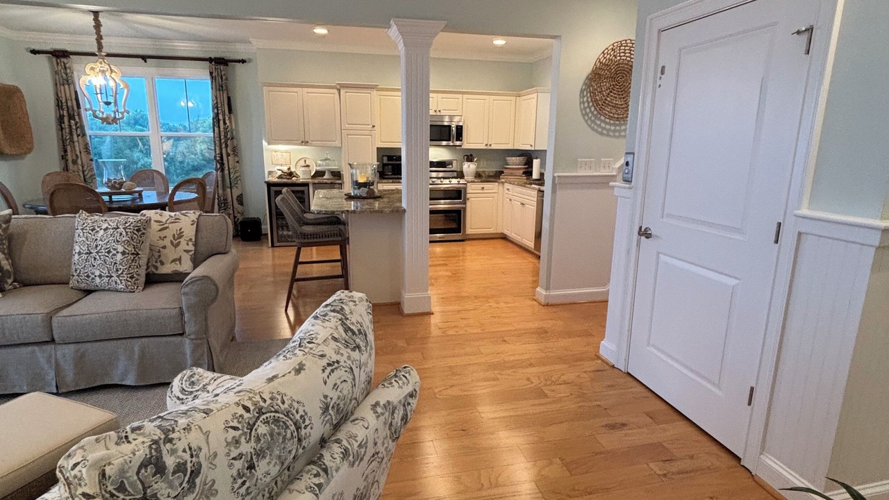 Photo of Livingroom in Swansboro