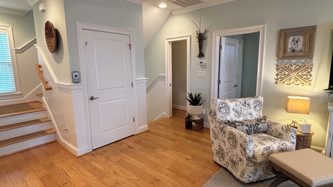 Photo of Livingroom in Swansboro
