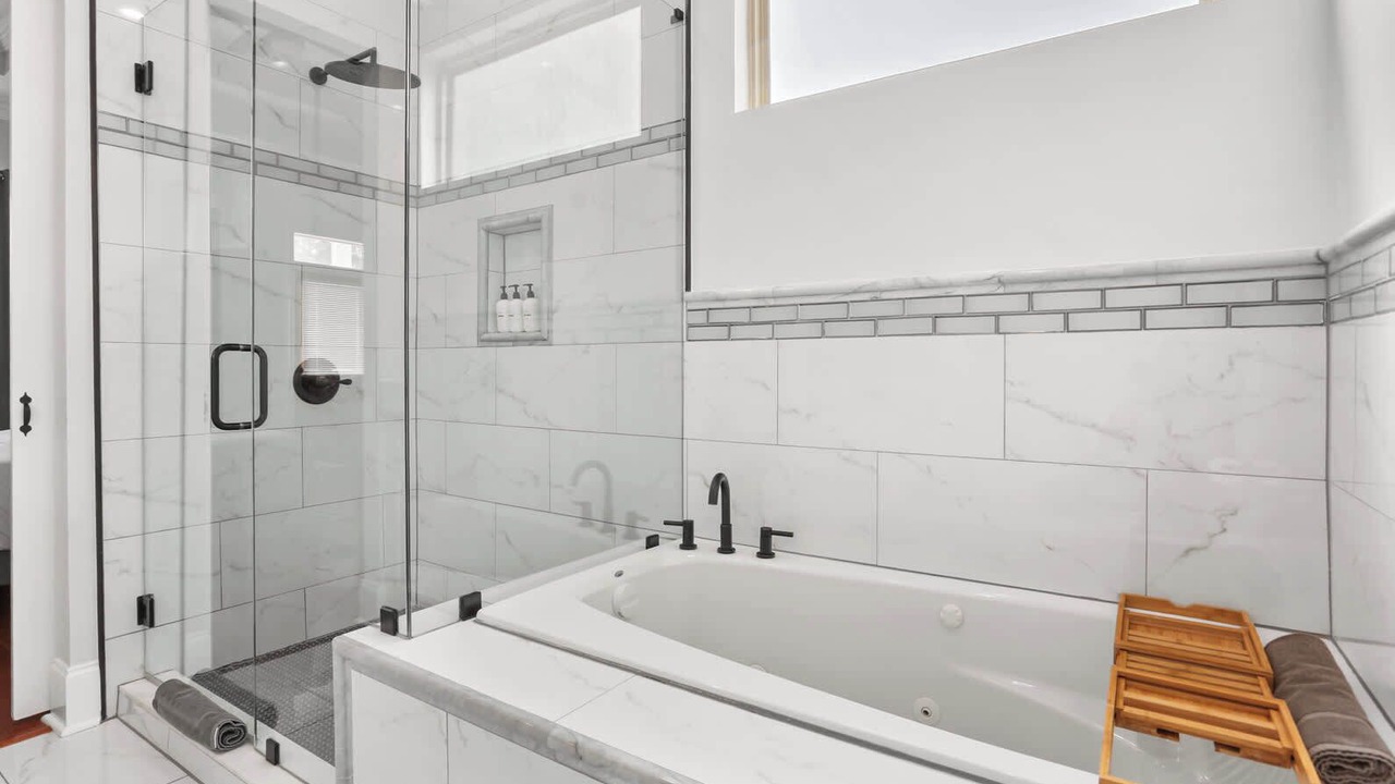 Photo of Bathroom in Seventh Ward