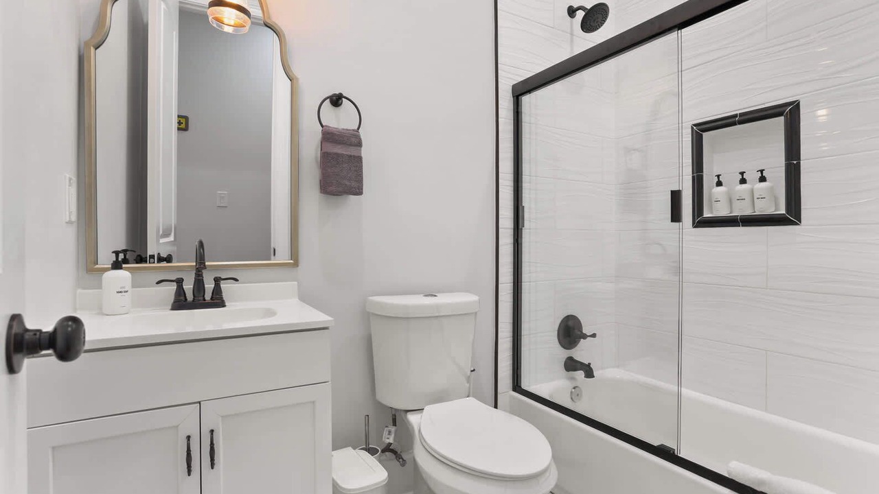 Photo of Bathroom in Seventh Ward