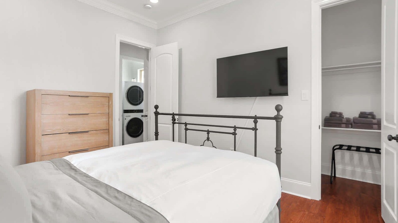 Photo of Bedroom in Seventh Ward