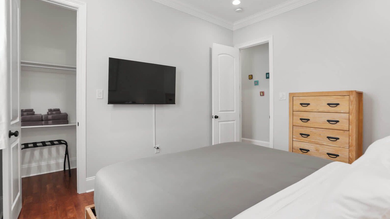 Photo of Bedroom in Seventh Ward