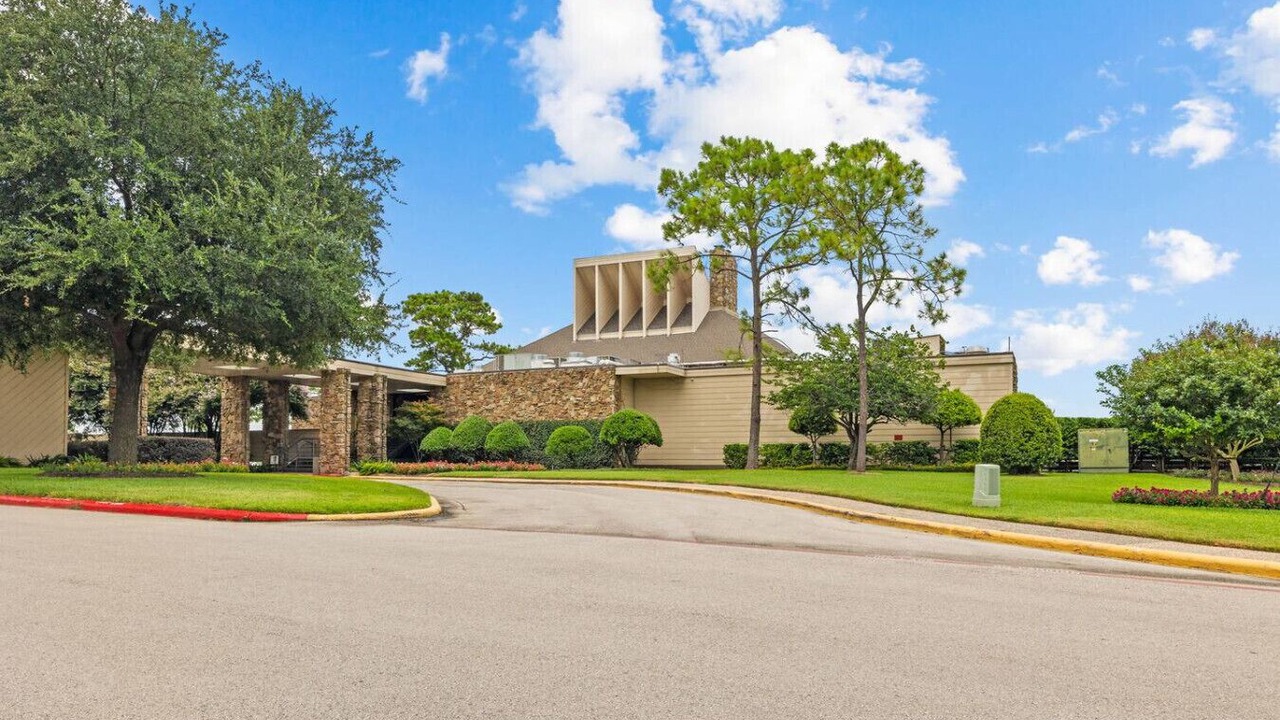 Photo of Outdoor in Walden on Lake Conroe