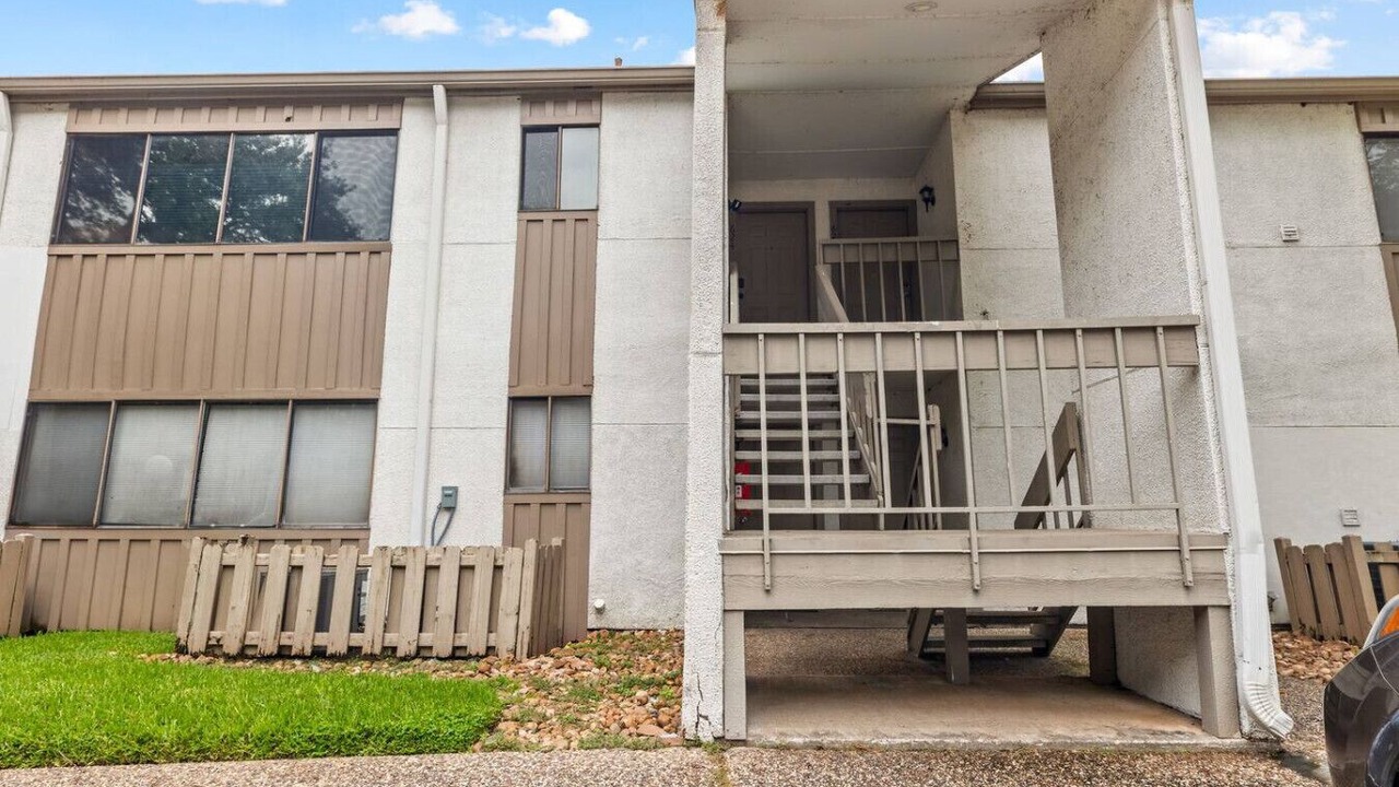 Photo of Outdoor in Walden on Lake Conroe